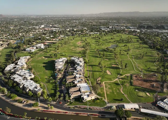 Resort Style Living In Phoenix\'S Most Exclusive Gated Community!